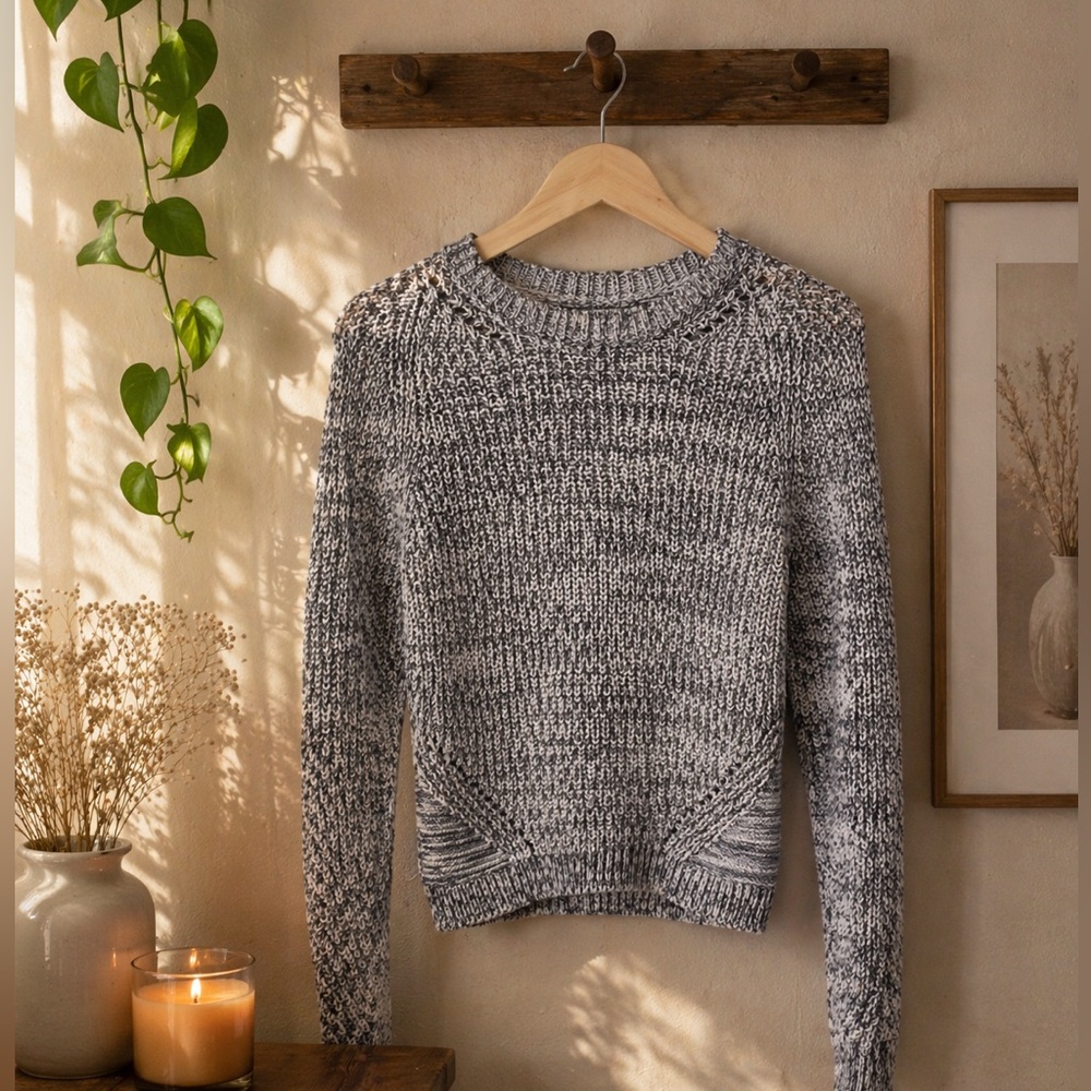 H&M Marled Gray and White Crewneck Sweater